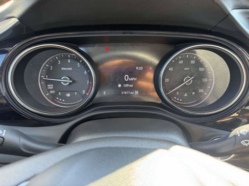 Used 2023 Buick Encore GX Preferred w/ Cold Weather Comfort Package AWD/4WD image 19