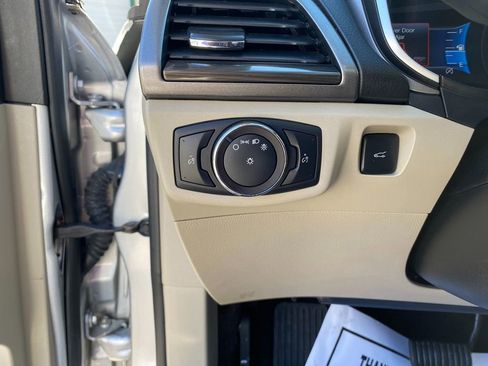 Used 2019 Ford Fusion SEL image 14