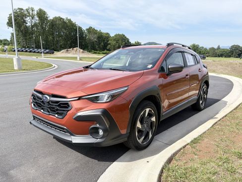 Certified 2025 Subaru Crosstrek 2.5i Limited w/ Popular Package #4A AWD/4WD image 3