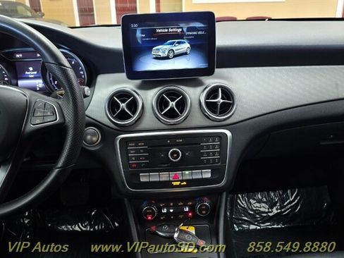 Used 2020 Mercedes-Benz GLA 250 4MATIC w/ Convenience Package image 22
