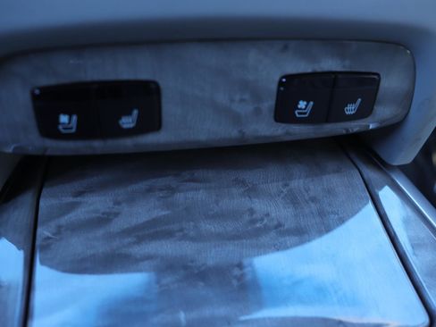 Used 2020 Acura RLX Sport Hybrid w/ Advance Pkg image 36