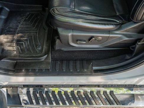 Used 2019 Ford F350 Lariat w/ Lariat Ultimate Package AWD/4WD image 18