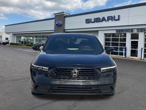 Used 2023 Honda Accord Sport image 2