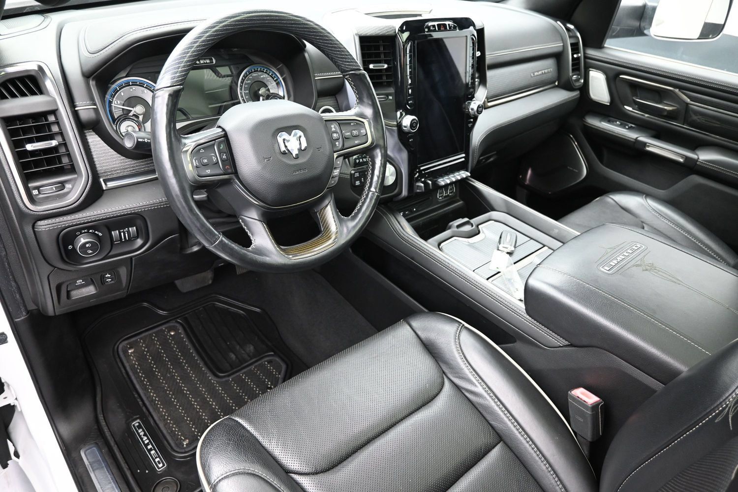 Used 2019 RAM 1500 Limited AWD/4WD image 22