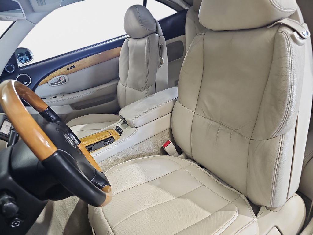 Used 2002 Lexus SC 430 Convertible RWD image 13
