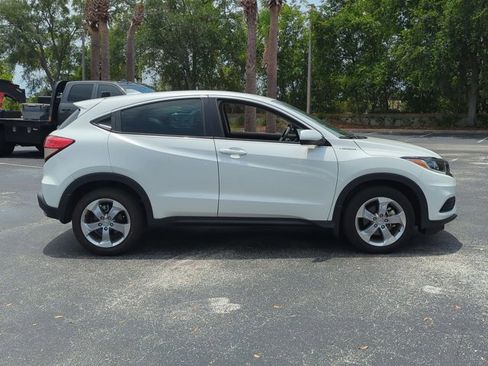 Certified 2022 Honda HR-V LX image 4