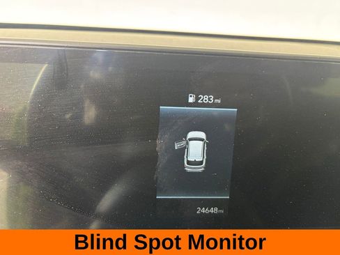 Used 2025 Hyundai Kona SEL image 12