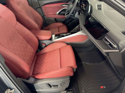 New 2025 Audi SQ5 Premium Plus image 30