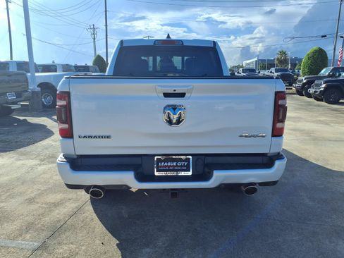 Used 2020 RAM 1500 Laramie w/ Sport Appearance Package AWD/4WD image 6