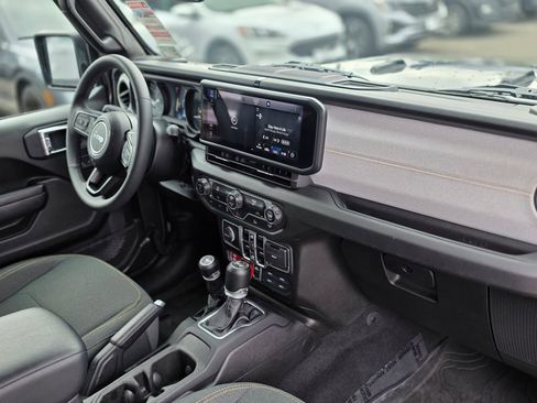 Used 2025 Jeep Wrangler Unlimited Sport S 4xe image 9