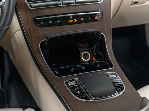 Certified 2021 Mercedes-Benz GLC 300 4MATIC image 20