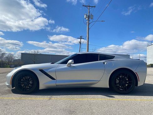Used 2017 Chevrolet Corvette 2d Coupe Stingray w/ 3LT Preferred Equipment Group image 5