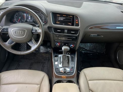 Used 2017 Audi Q5 2.0T Premium Plus w/ Technology Package image 4