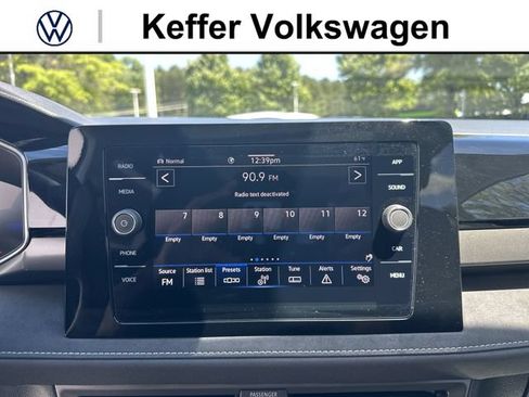 New 2026 Volkswagen Taos SE AWD/4WD image 22