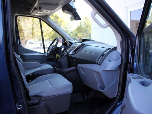 Used 2019 Ford Transit 350 XLT image 22