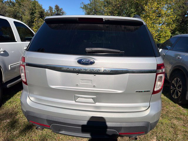 Used 2015 Ford Explorer FWD image 5