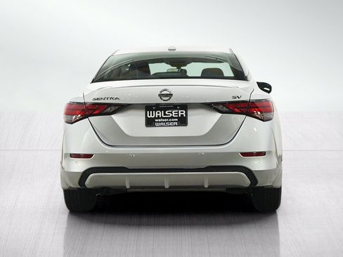 Used 2020 Nissan Sentra SV FWD image 4