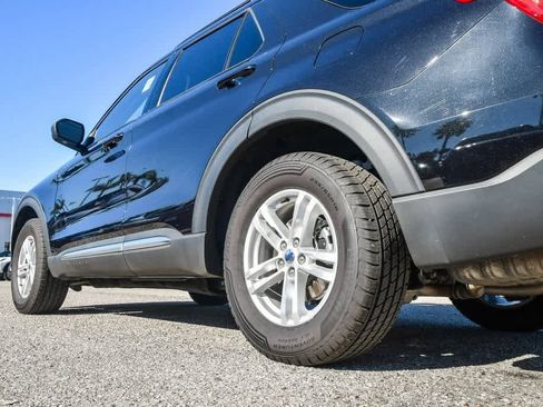 Used 2023 Ford Explorer XLT w/ Equipment Group 202A image 10