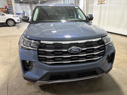 New 2026 Ford Explorer Active image 5