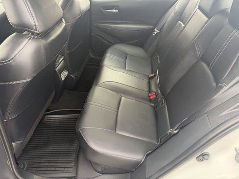 Certified 2025 Toyota Corolla XLE image 22