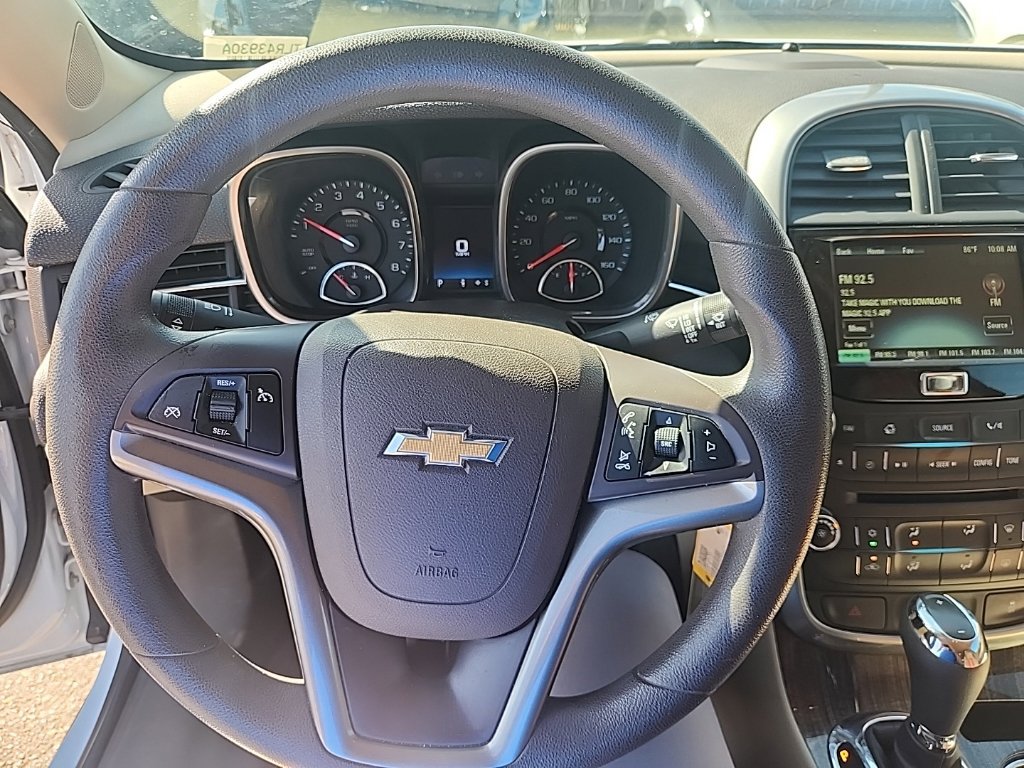 Used 2015 Chevrolet Malibu LT FWD image 22