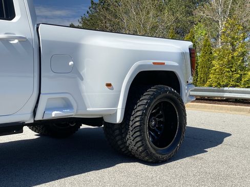 Used 2026 GMC Sierra 3500 Denali w/ Denali Reserve Package AWD/4WD image 35