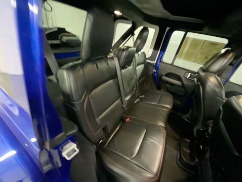 Used 2019 Jeep Wrangler Unlimited Rubicon image 25