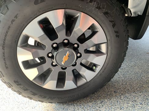 New 2026 Chevrolet Silverado 2500 Custom w/ Custom Value Package AWD/4WD image 30