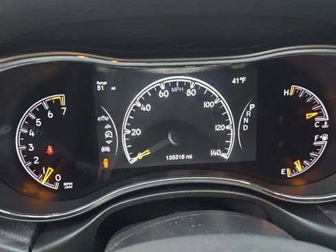 Used 2020 Jeep Grand Cherokee Laredo w/ 18" Wheel & 8.4" Radio Group AWD/4WD image 17