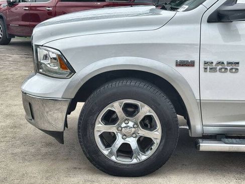 Used 2017 RAM 1500 Laramie RWD image 32