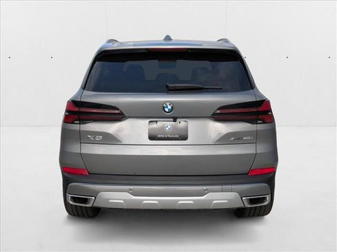 Used 2026 BMW X5 xDrive40i image 8