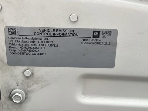 Used 2017 Chevrolet Traverse LT w/ Style and Technology Package image 22