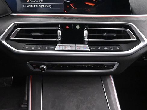 Used 2022 BMW X5 xDrive40i w/ M Sport Package AWD/4WD image 43
