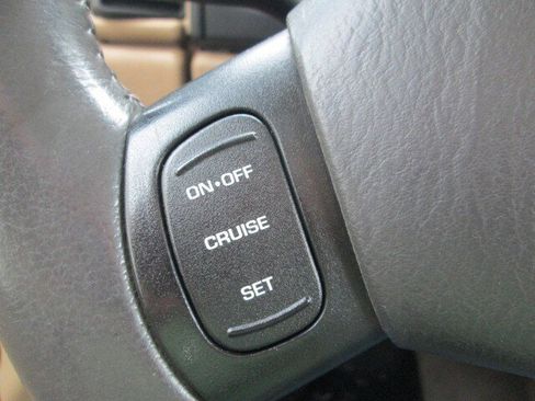 Used 2000 Jeep Wrangler Sahara image 16