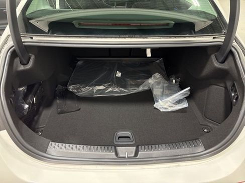 New 2025 Mercedes-Benz E 350 4MATIC Sedan image 13