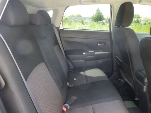 Used 2019 Mitsubishi Outlander Sport ES AWD/4WD image 19