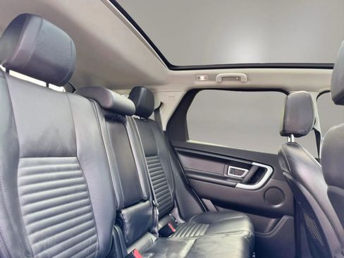 Used 2016 Land Rover Discovery Sport HSE Luxury image 21