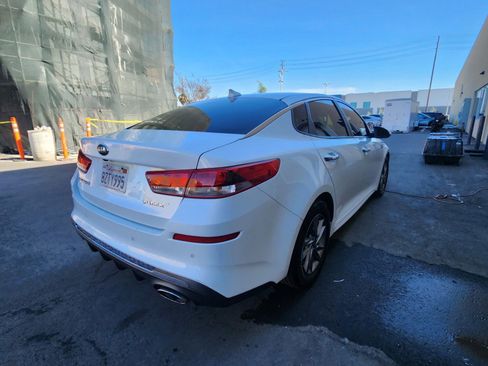 Used 2020 Kia Optima LX image 7