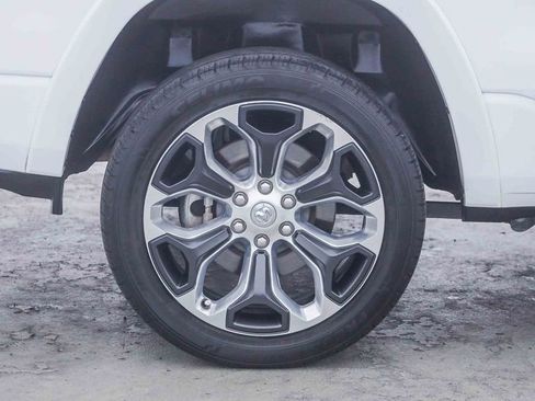 Used 2023 RAM 1500 Limited image 12