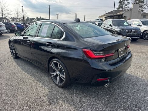 Used 2020 BMW 330i Sedan w/ Driving Assistance Package image 5