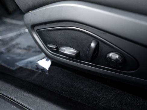 Certified 2024 Porsche Taycan image 20