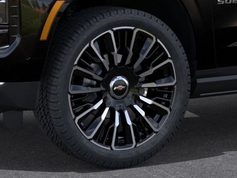 New 2026 Chevrolet Suburban High Country AWD/4WD image 9