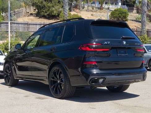 New 2027 BMW X7 xDrive40i w/ M Sport Package AWD/4WD image 15
