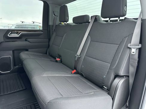 Certified 2025 GMC Sierra 2500 SLE w/ SLE Convenience Package image 17