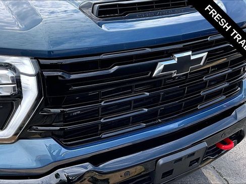 Used 2025 Chevrolet Silverado 2500 LT w/ Trail Boss Package AWD/4WD image 32