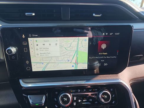 Used 2023 GMC Sierra 1500 Denali w/ Technology Package image 19