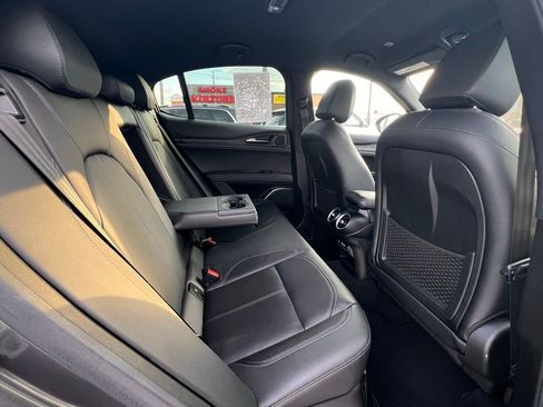 Used 2023 Alfa Romeo Stelvio Sprint image 27