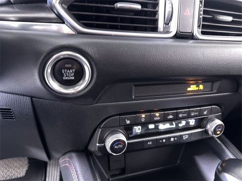 Used 2022 MAZDA CX-5 Carbon Edition image 17