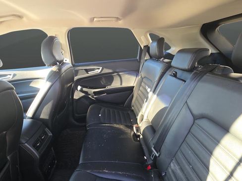 Used 2018 Ford Edge SEL w/ Equipment Group 201A AWD/4WD image 10