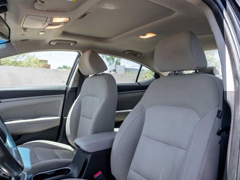Used 2018 Hyundai Elantra Value Edition FWD image 10